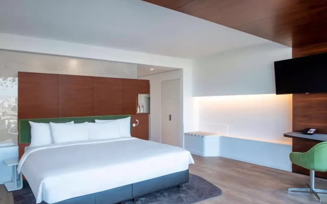 Hotel Radisson Blu Iveria Hotel - photo 4