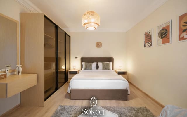 Deluxe 3BR (U33 Boho) Apartments - photo 2