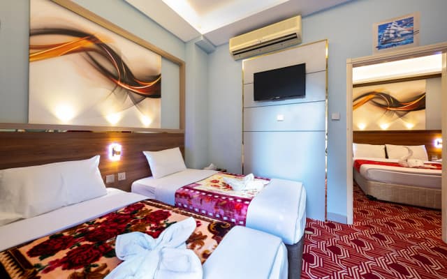 Tanha Hotel - photo 5