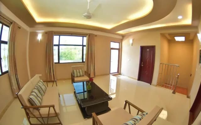 Calyx Grand Fuvahmulah Guest house - photo 3