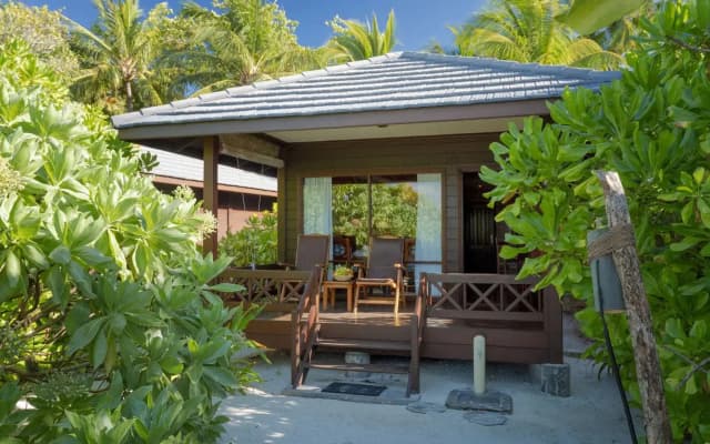 Royal Island Resort & Spa - photo 4