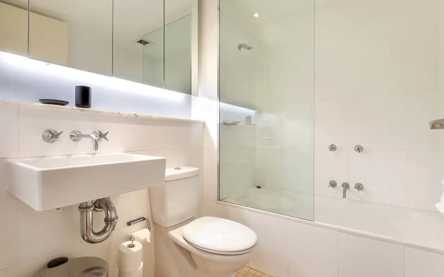 Furnished Near Bondi Junction Apartments - photo 4