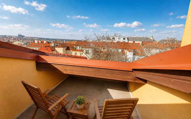 Loft Apartments - photo 2