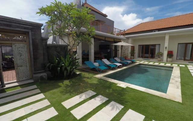 WaterBorn Bali Guest House - photo 2
