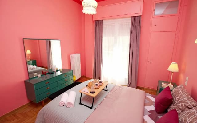 Retro Athens Apartments - photo 5