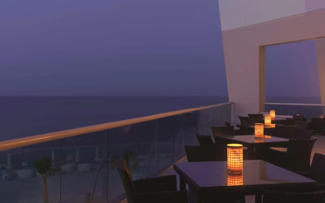 Radisson Blu Resort Fujairah Hotel - photo 4