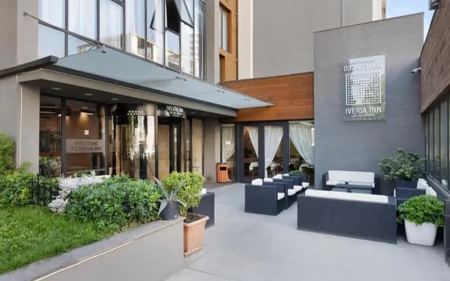 Iveria Inn Hotel - photo 3