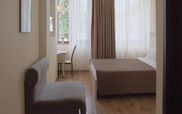 Tiflis Hotel - photo 5