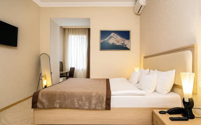 Rustaveli Palace Hotel - photo 5