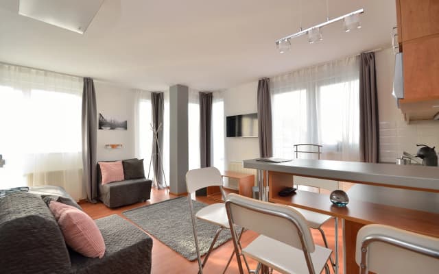 Garay Panorama Apartment - photo 2