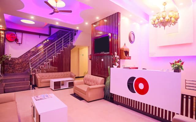 Luxury Stay Hotel - photo 3