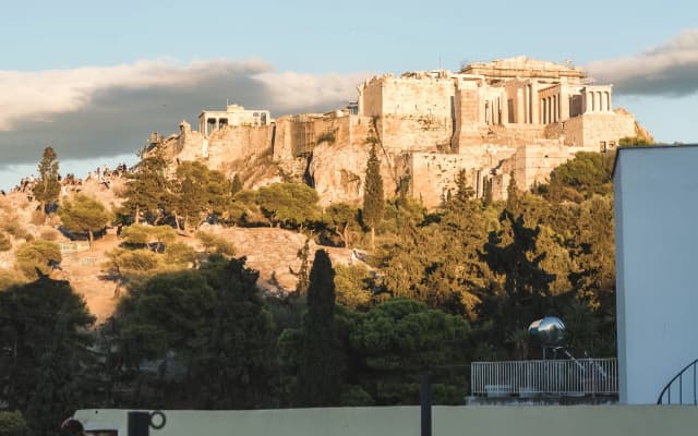 Acropolis Luxury Apartments - photo 3