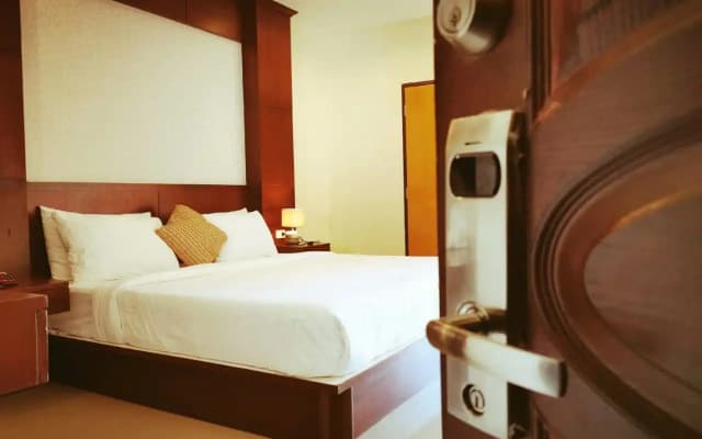Skama Residency Pattaya Hotel - photo 5