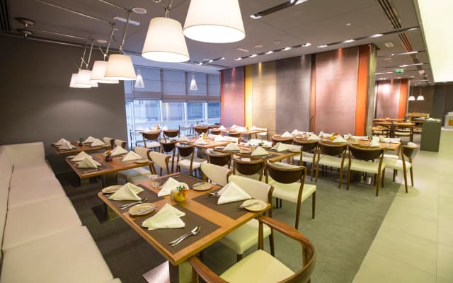 The ACT Hotel - Sharjah - photo 5