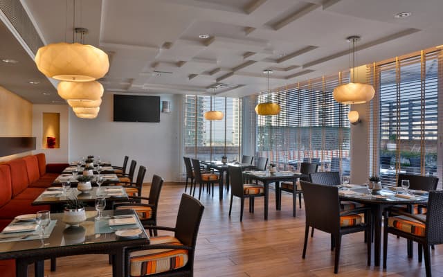 La Suite Dubai Hotel & Apartments Operated by Minor Hotels - photo 4