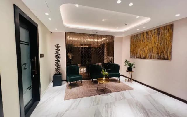 Zest Metropole Hotel - photo 4