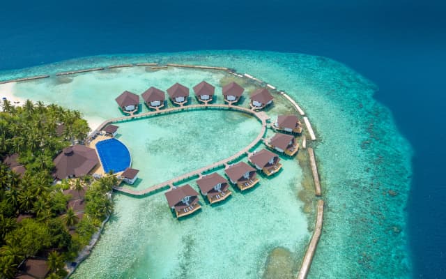 Ellaidhoo Maldives By Cinnamon Hotel - photo 2