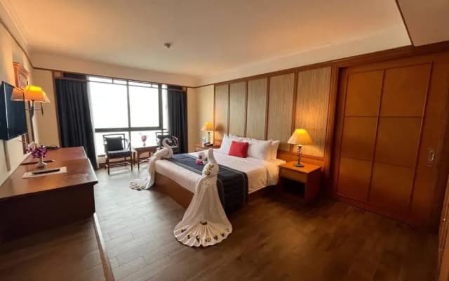 Cholchan Pattaya Beach Resort - photo 5