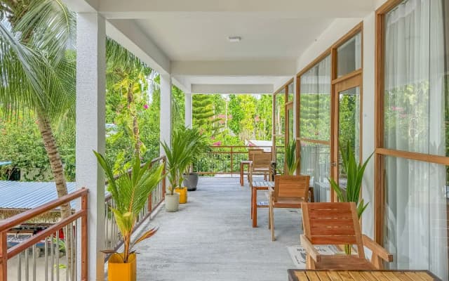 Lagoon Thoddoo Villa - photo 3