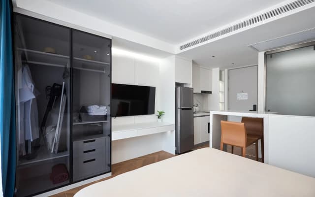 Sunshine Beach Studio D101 Apartments - photo 4