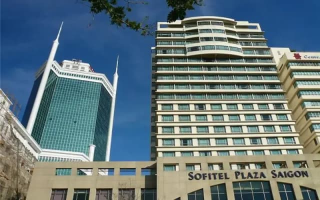 Sofitel Saigon Plaza Hotel - photo 3