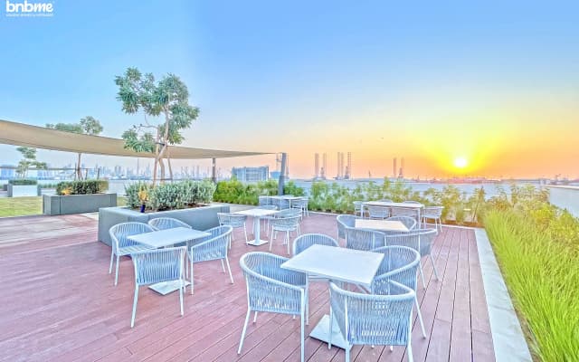 Full Sea View Maritime City Apt Near Dubai Frame-2403 Apartments - photo 2