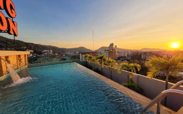 Patong Mansion Hotel - photo 5