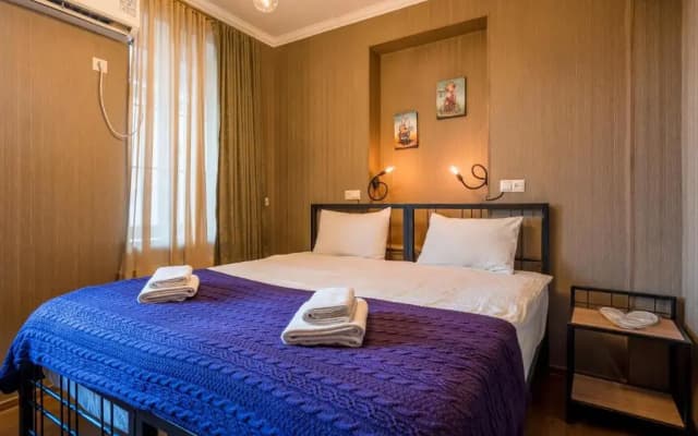 Gomi 19 Boutique - Old Tbilisi Hotel - photo 4