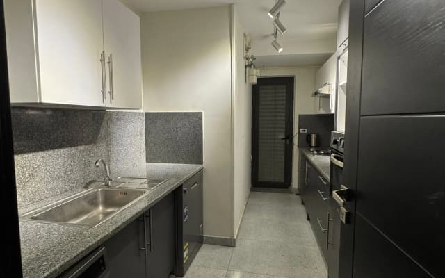 Ground Floor 3 Bedroom Apartment With Private Pool - photo 5