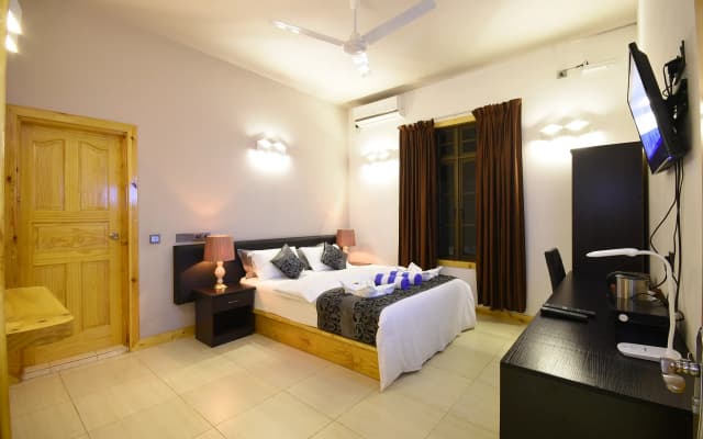 Beach Residence Guest House - photo 2
