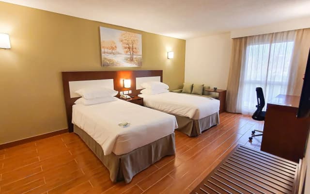 Dhafra Beach Hotel - photo 3