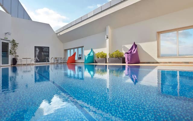 Jannah Burj Al Sarab Hotel - photo 5