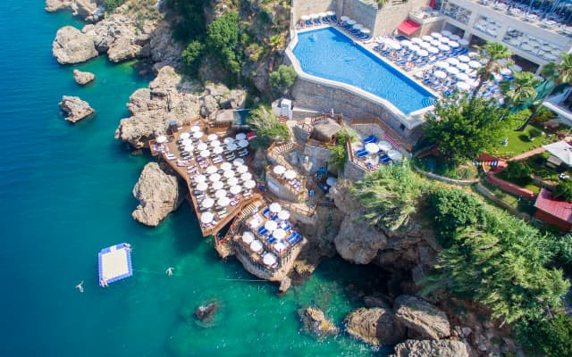 Ramada Plaza by Wyndham Antalya - photo 2