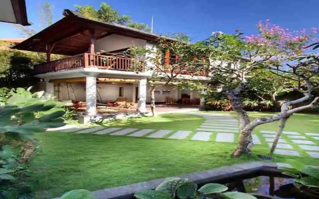 Villa Ali Agung - photo 2