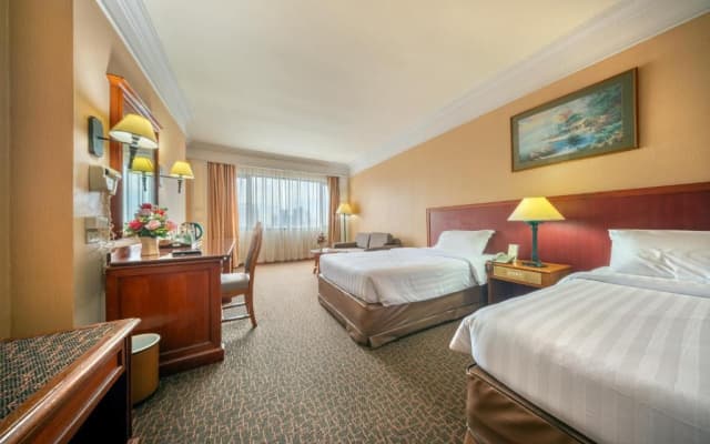 Royal Benja Hotel - Big Rooms, Family Friendly - photo 3