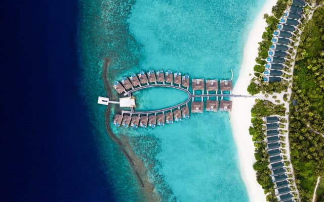 Furaveri Maldives Hotel - photo 4