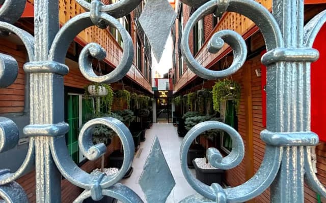 Mit Tbilisi Hotel - photo 3