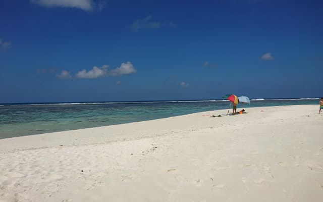 Holiday Mathiveri Inn Guest House - photo 4