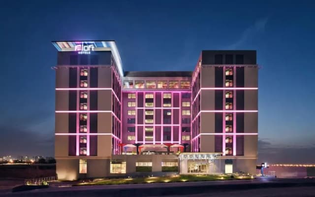 Hotel Aloft Muscat Hotel - photo 4