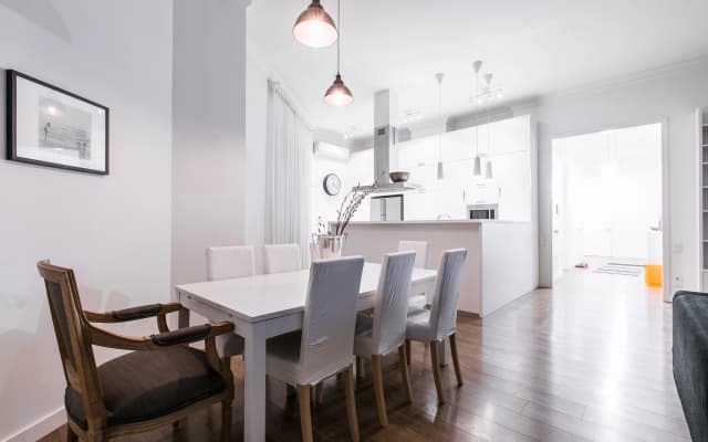 Corner House Apartments - photo 2