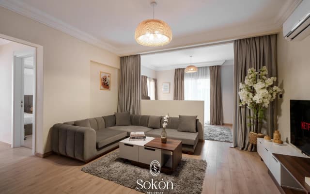 Deluxe 3BR (U33 Boho) Apartments - photo 3