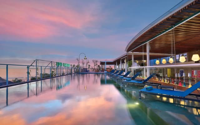 Aston Canggu Beach Resort - photo 5