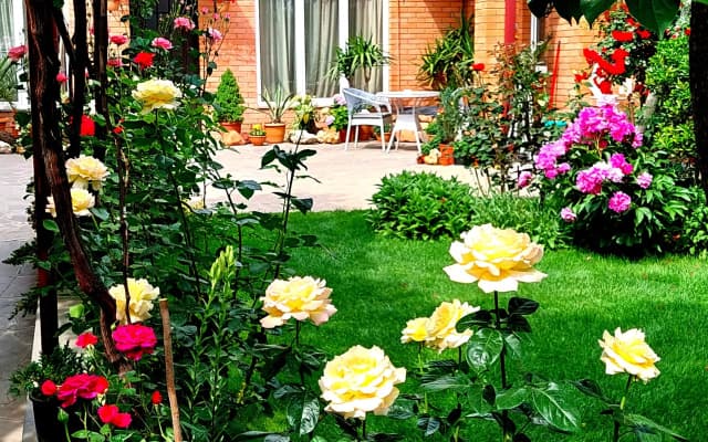 Green Garden Apartments - photo 4