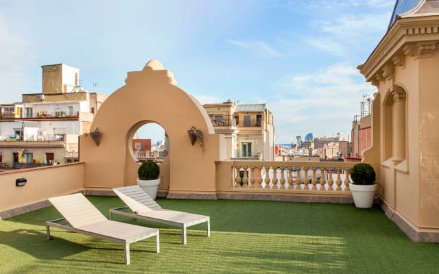 Barcelona Best Services Apartments - photo 2
