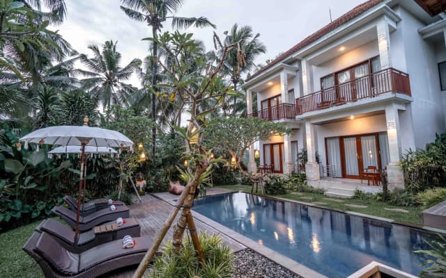 The Suarsena Escape Hotel - photo 5