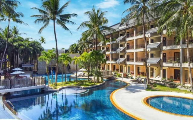 Radisson Resort and Suites Phuket Hotel - photo 3