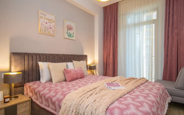 with Two Balconies & Views Apartments - photo 5