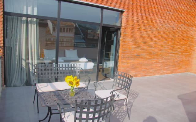 Bricks Hotel - photo 5