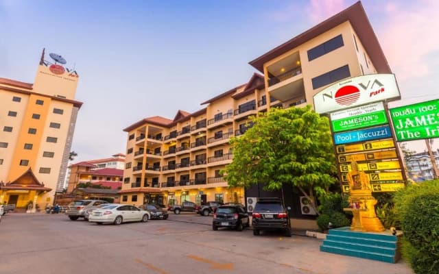Nova Park Hotel Pattaya - photo 2