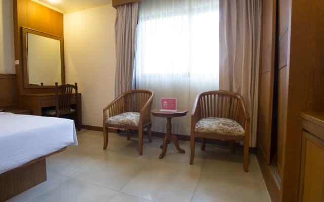 ZEN Rooms Petchburi 11 Pratunam Hotel - photo 5
